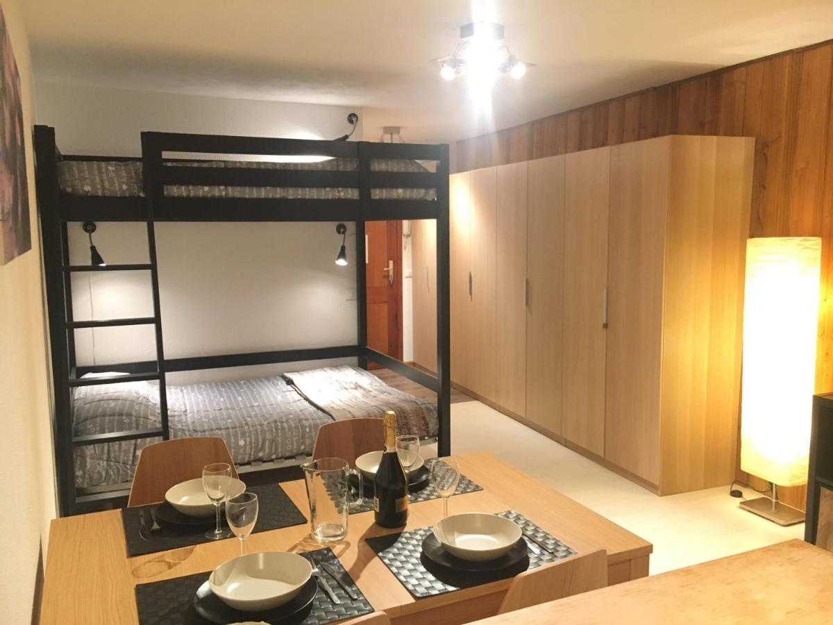 Casa Cervinia Circus Apartment Бройл-Червиня Екстериор снимка